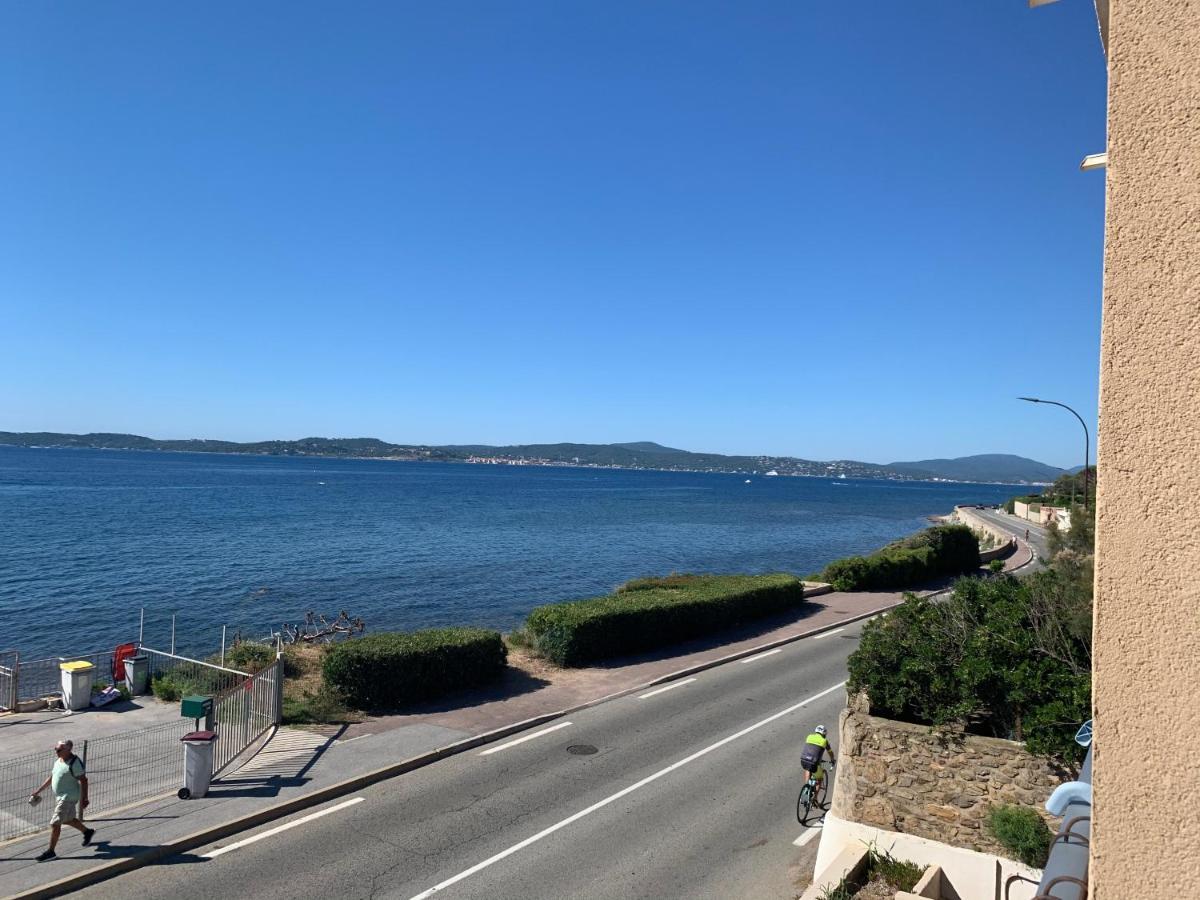 Apartamento Le Latania Sainte-Maxime Exterior foto