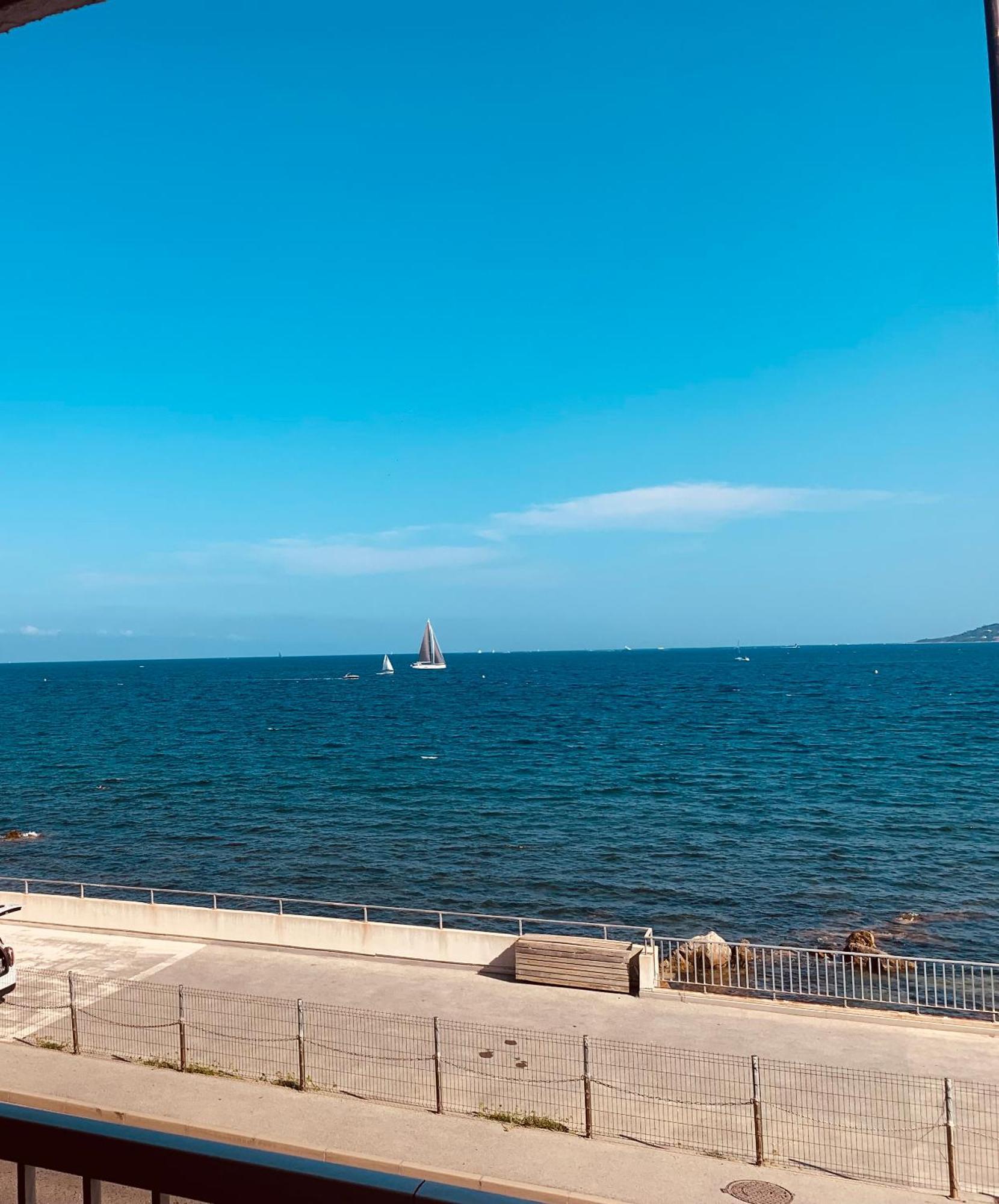 Apartamento Le Latania Sainte-Maxime Exterior foto