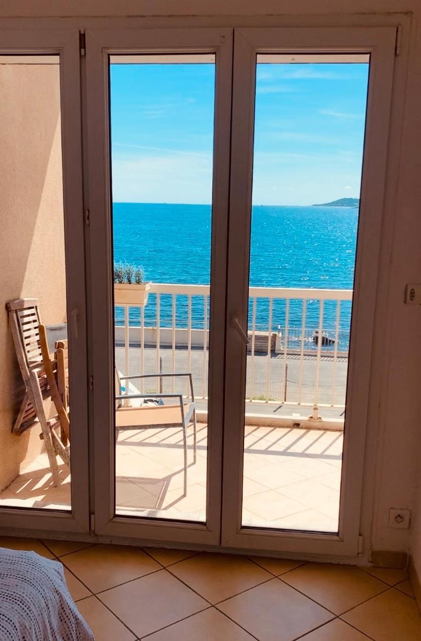 Apartamento Le Latania Sainte-Maxime Exterior foto
